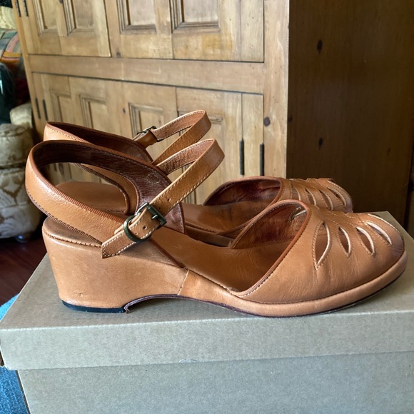 RE-MIX Classic Vintage Footwear Vogue Wedge Sandals - Picture 7 of 10